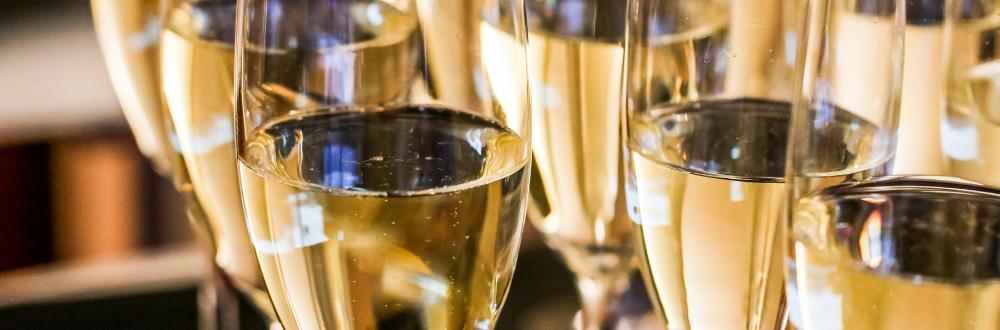 Sparkling Wines: Complete 2025 Guide